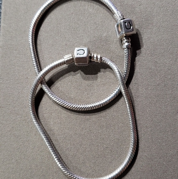 Authentic Chamilia bracelets - Picture 1 of 2